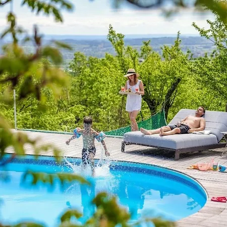 Les Hauts De Jeanvert - Le Chêne - Piscine - *